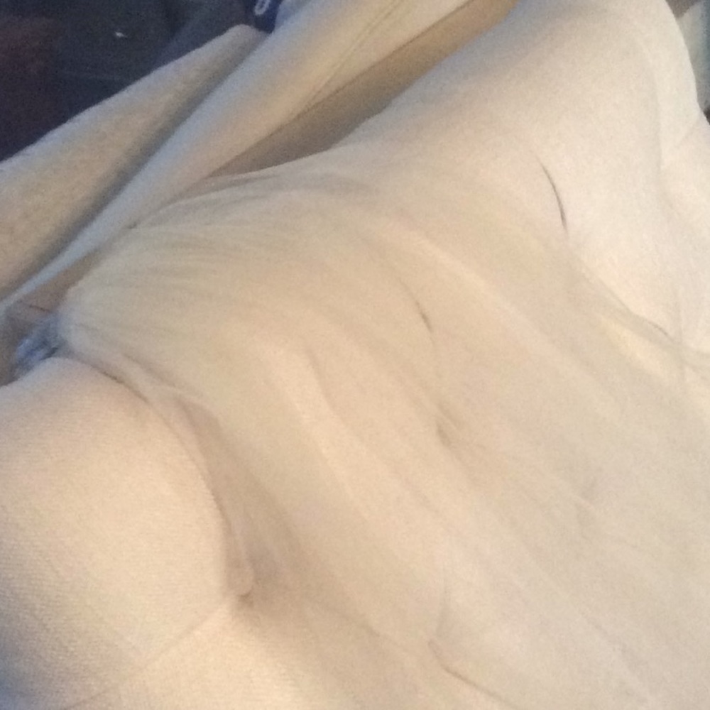 Justin Alexander Sweetheart Gown and Veil. - Picture 8 of 13